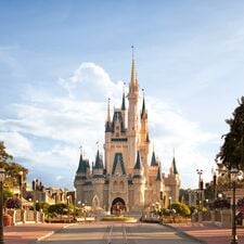 ausflug/florida/walt-disney-world-resort/magic-kingdom-cinderella-castle.cr2657x2660-1201x0 ausflug/florida/walt-disney-world-resort/magic-kingdom-cinderella-castle.cr2657x2660-1201x0