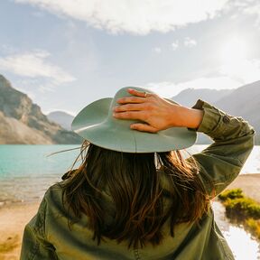 Traumhafte Ausblicke warten auf der Icefields Parkway Discovery Sightseeing Tour in Alberta