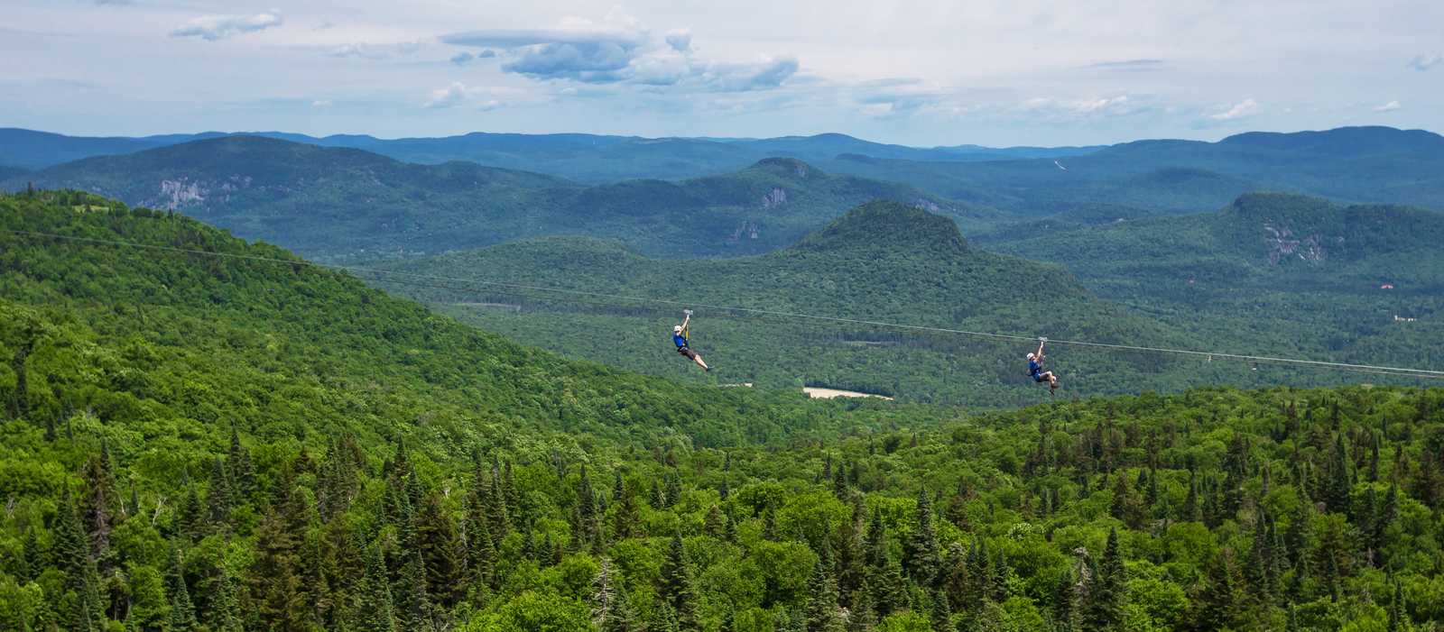 Ziplining in Québec CANUSA