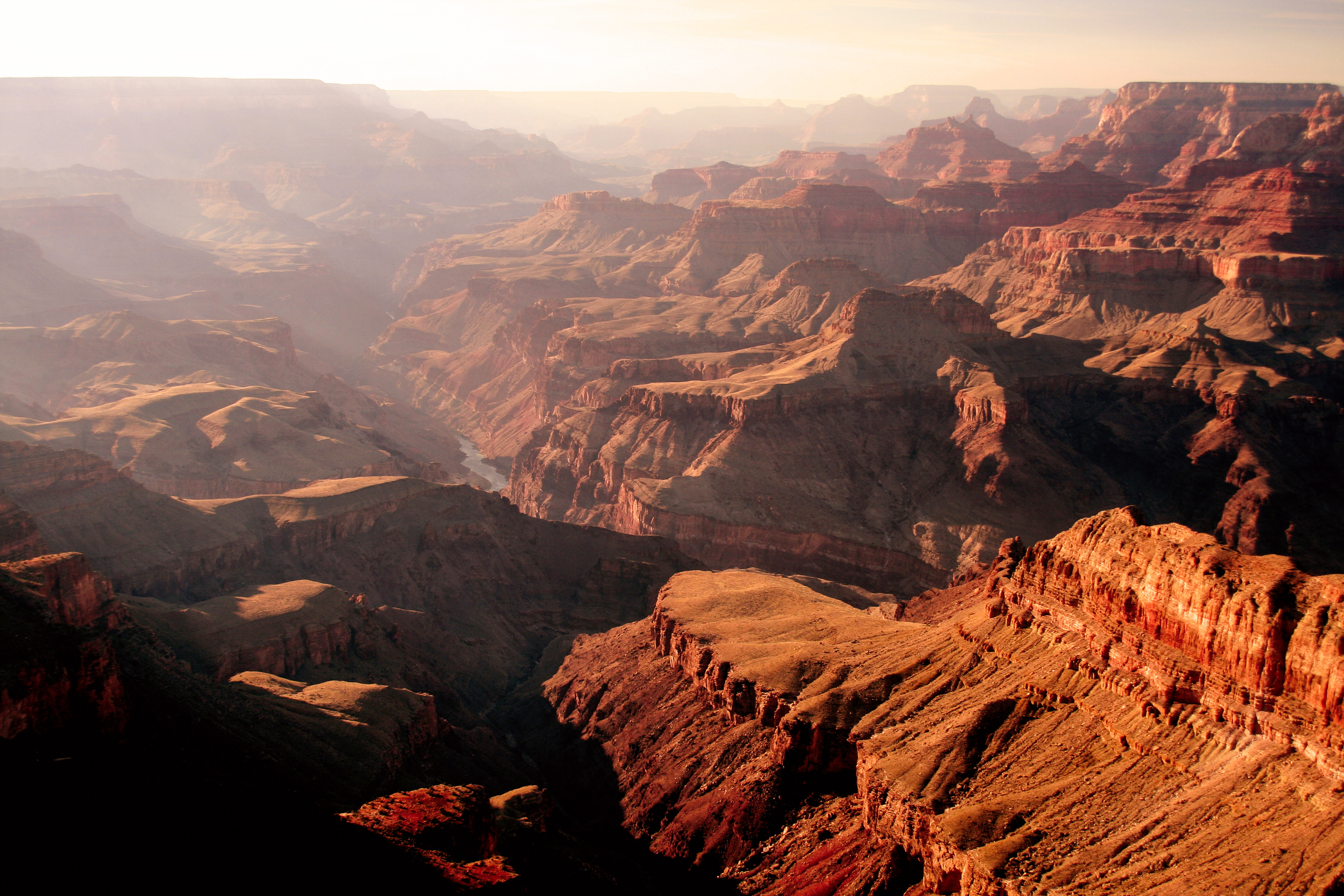 Blick auf den Canyon auf der Grand Kingdom with Hummer Tour von Papillon im Grand Canyon