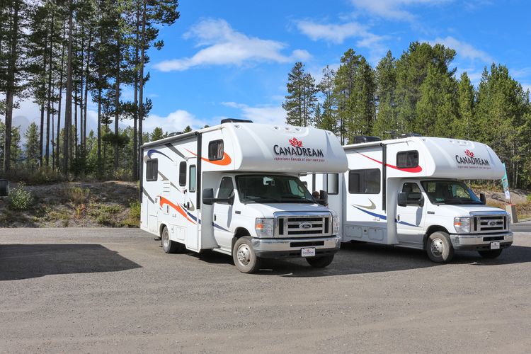 CanaDream Camper am Lake Louise in Alberta