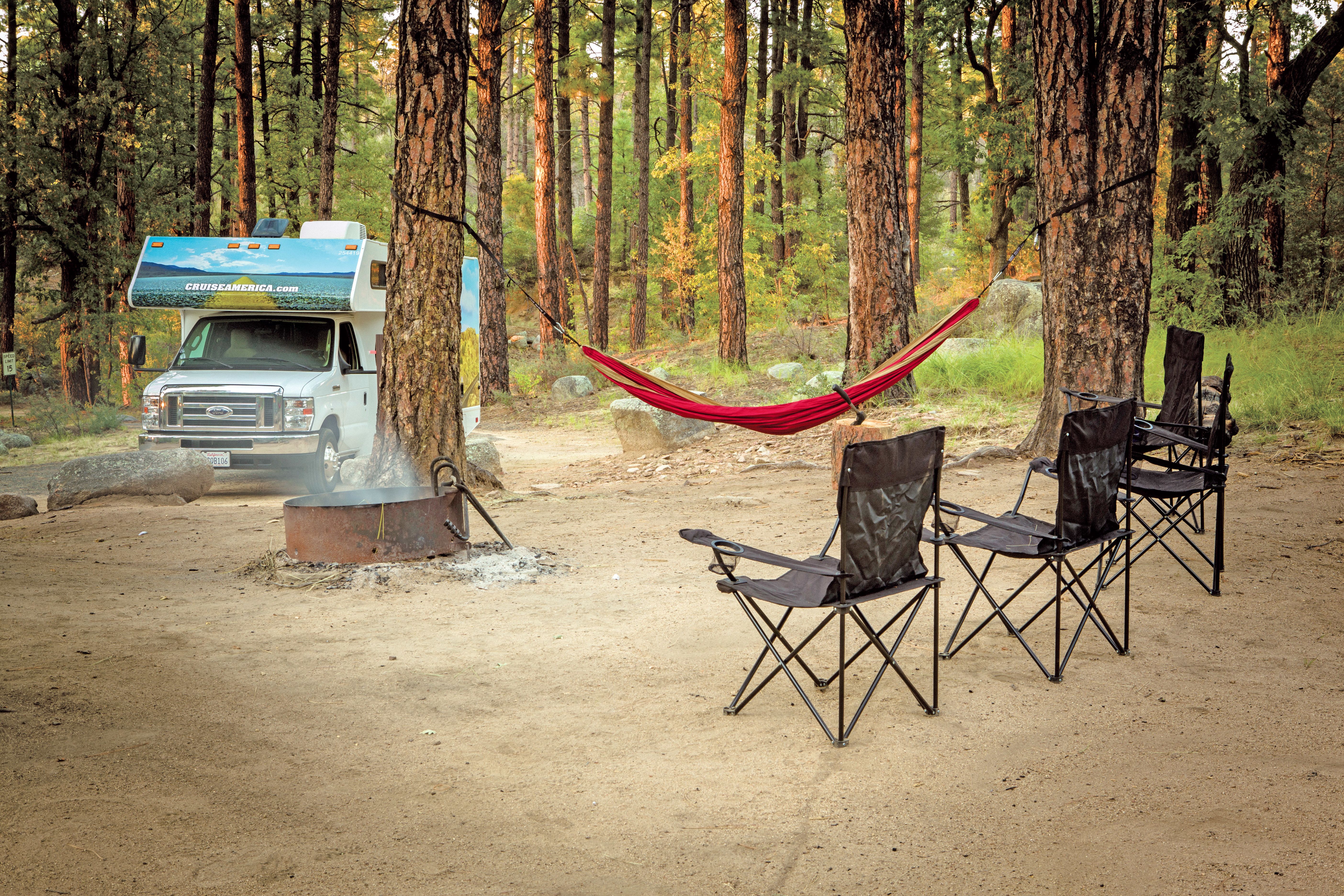 Campingplatz im Wald