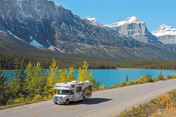 Camper unterwegs in den Canadian Rockies