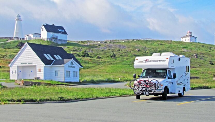 Camper von Fraserway am Cape Spear in Atlantik-Kanada Camper von Fraserway am Cape Spear in Atlantik-Kanada