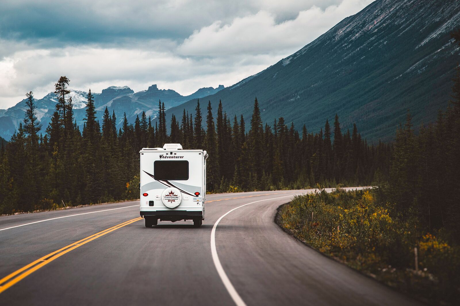 Mit dem C Class Motorhome von Fraserway RV Kanada entdecken