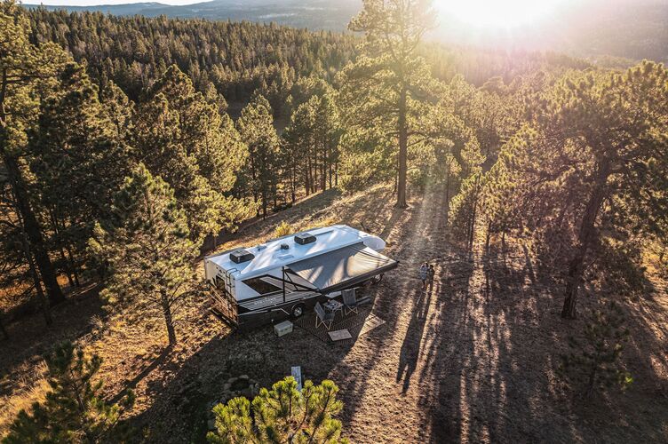 Luftaufnahme The Black Bear C26