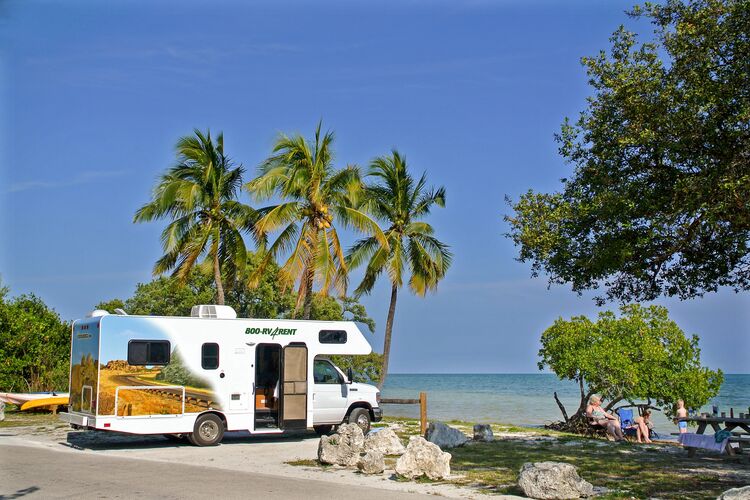 Urlaub machen am Strand in Amerika mit Cruise America