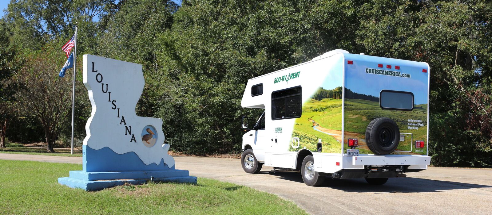 Die RÃ¼ckansicht des C-19 von Cruise America in Louisiana
