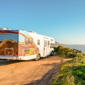 Mit dem Camper C25 von Cruise America Kalifornien erleben Mit dem Camper C25 von Cruise America Kalifornien erleben
