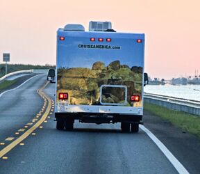 Das C25 Wohnmobil von Cruise America in Florida