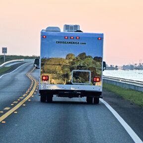 Das C25 Wohnmobil von Cruise America in Florida