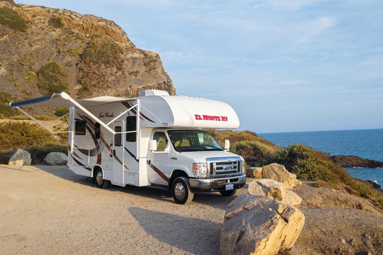 Der Camper C25 von El Monte am Strand