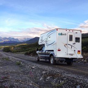 Mit einem Truck Camper von Go North unterwegs in der Natur