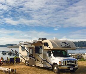 Roadbear Camper C27-30 im Alder Bay Resort auf Vancouver Island, Kanada