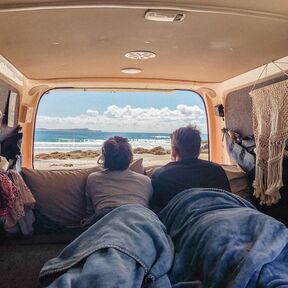 Aussicht aus dem Chubby Camper genießen