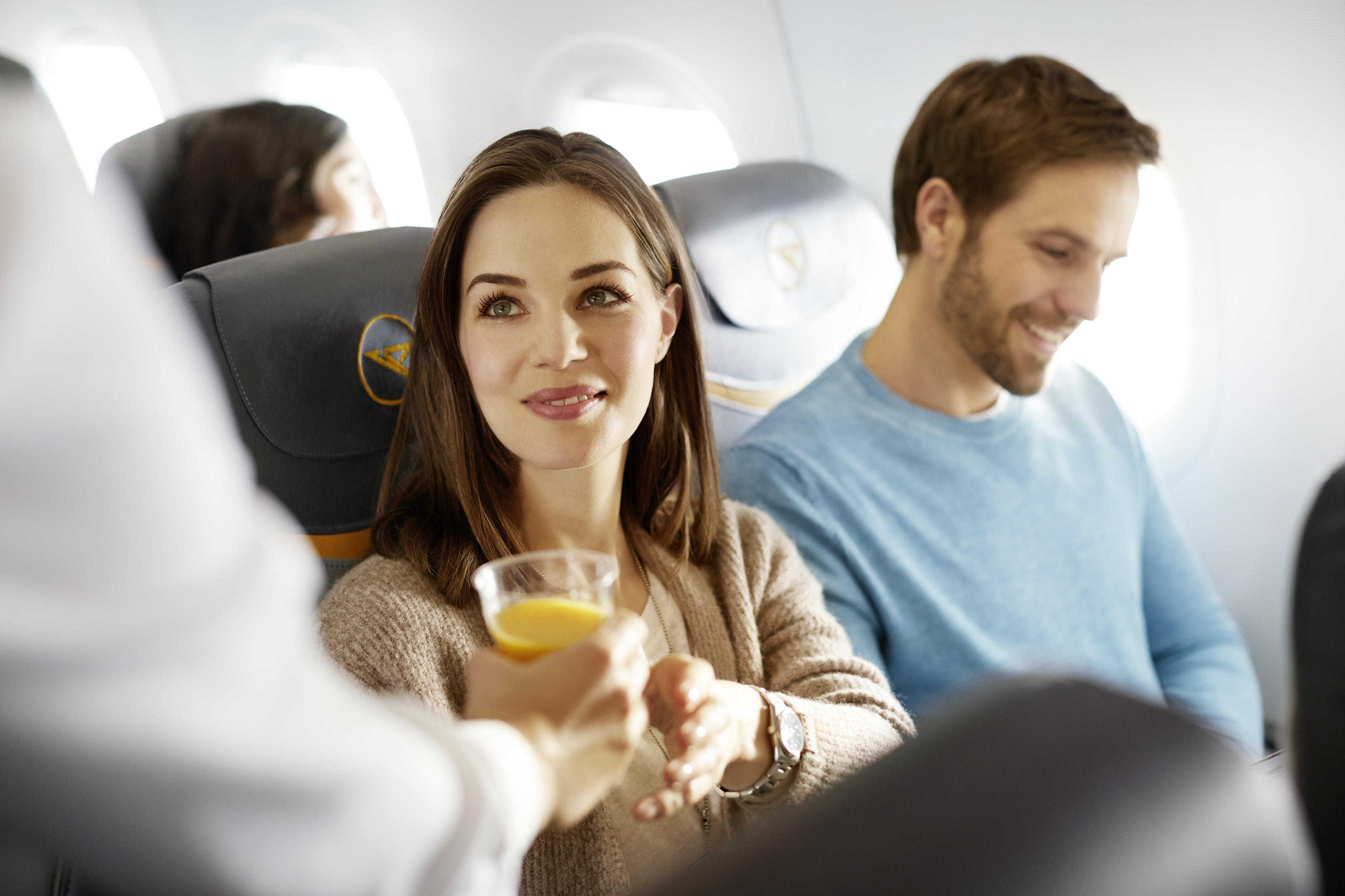 Service in der Economy Class an Bord der Condor