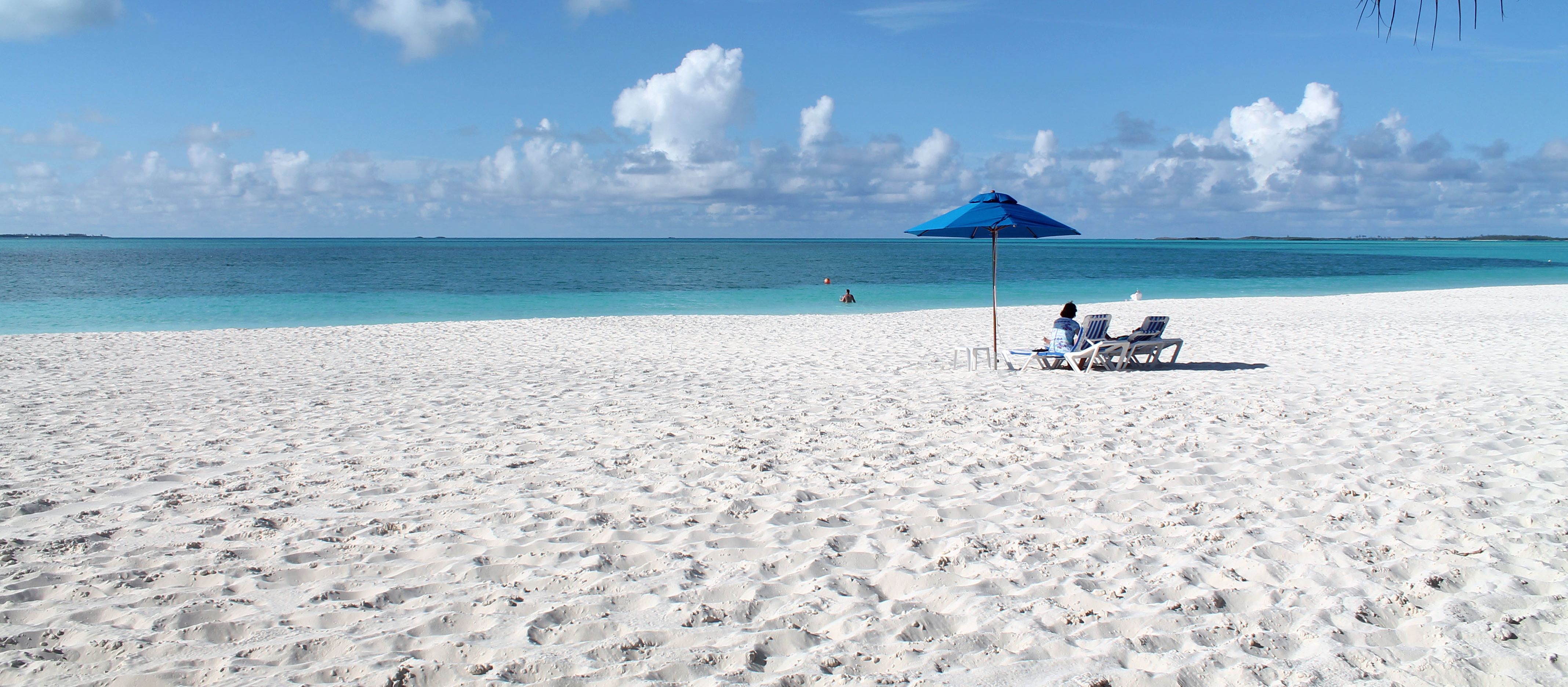 Der Strand des Treasure Cay Bahama Beach Club Hotels