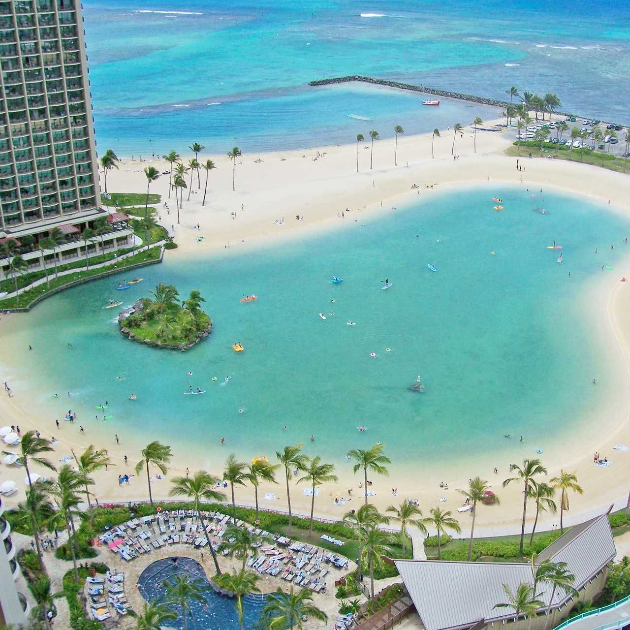 Hotel, Hawaii Ilikai Hotel and Suites CANUSA