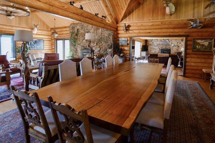 Esszimmer der Thanksgiving Ranch in Pincher Creek Esszimmer der Thanksgiving Ranch in Pincher Creek