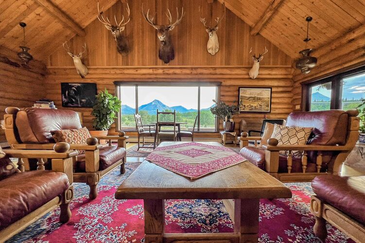 Rustikales Zimmer der Thanksgiving Ranch in Pincher Creek Rustikales Zimmer der Thanksgiving Ranch in Pincher Creek