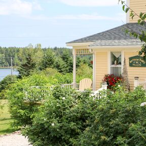 Aussenansicht des Bayview Pines Country Inn, Indian Point