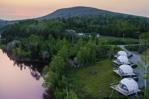 Außenansicht Northeast Cove Geodomes Außenansicht Northeast Cove Geodomes