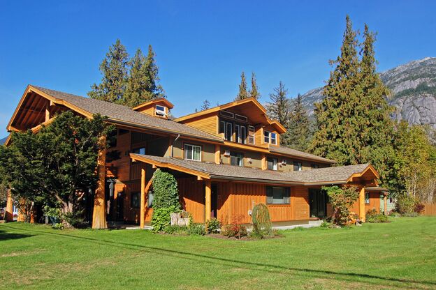 Impression Bella Coola Mountain Lodge