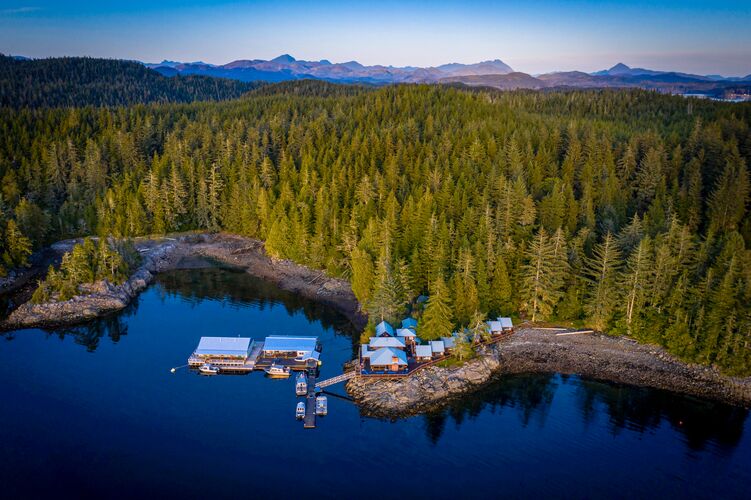 Farewell Harbour Lodge aus der Luft aufgenommen in British Columbia