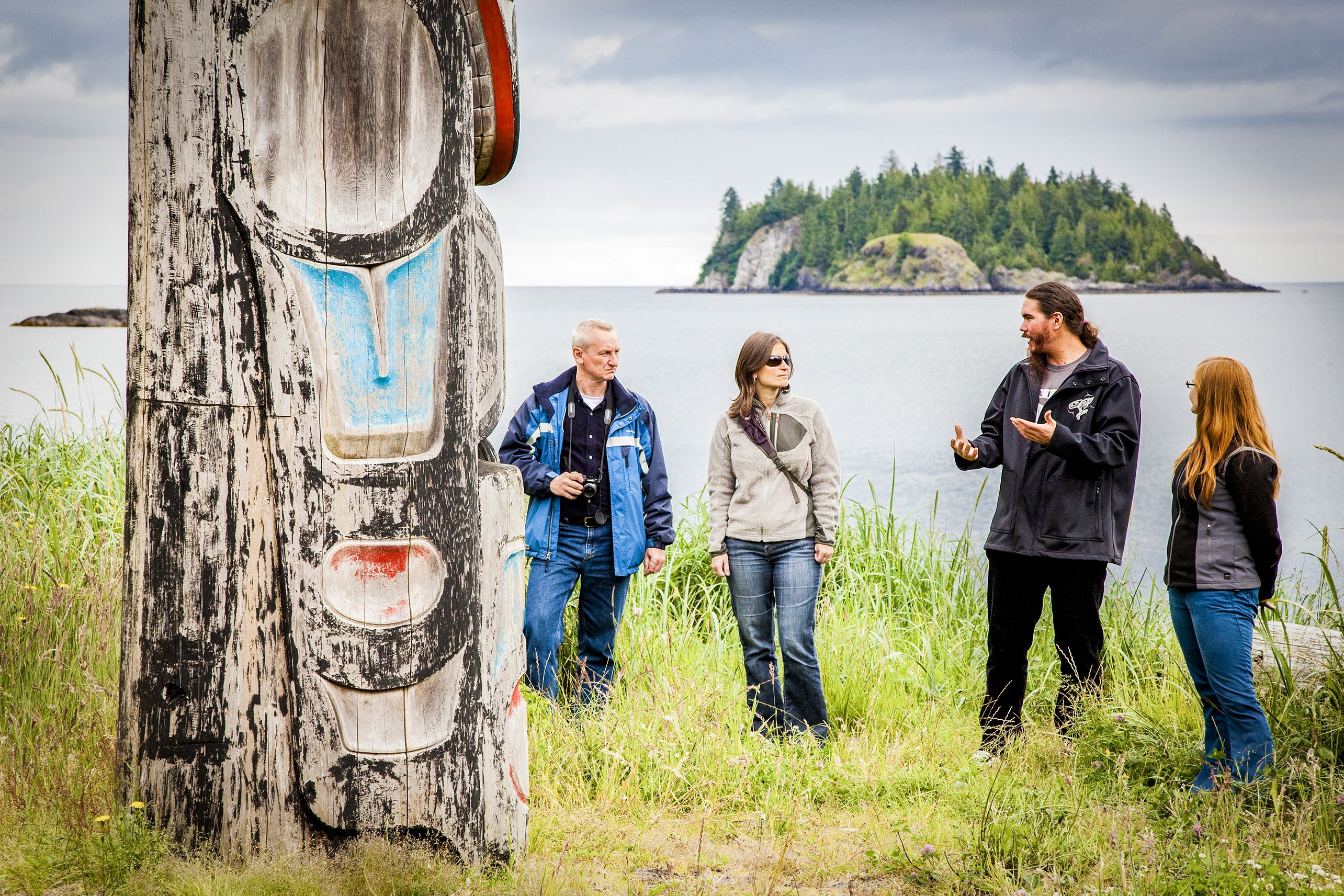 Totempfahl bei Guide-Tour des Haida House at Tllaal