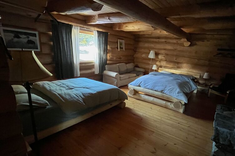 Rustikaler Inneneinrichtungsstil der Terra Nostra Guest Ranch in British Columbia
