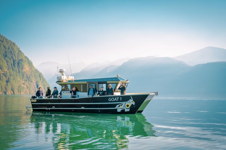 Abenteuerreiche Eco Boat Tour im Klahoose Wilderness Resort in Sunshine Coast British Columbia