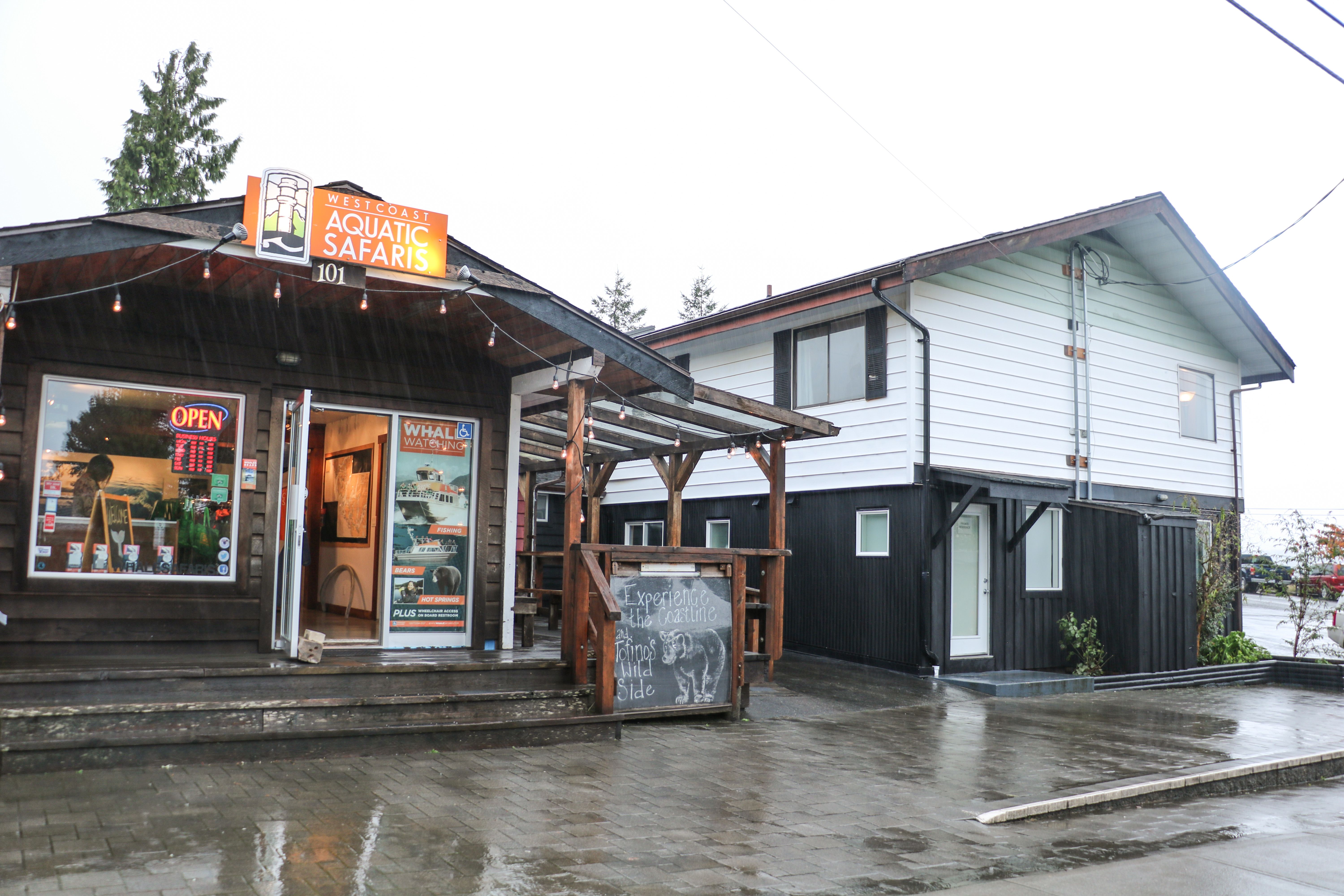 Tofino Harbour House Canusa