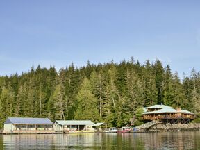 Die Farewell Harbour Lodge in British Columbia