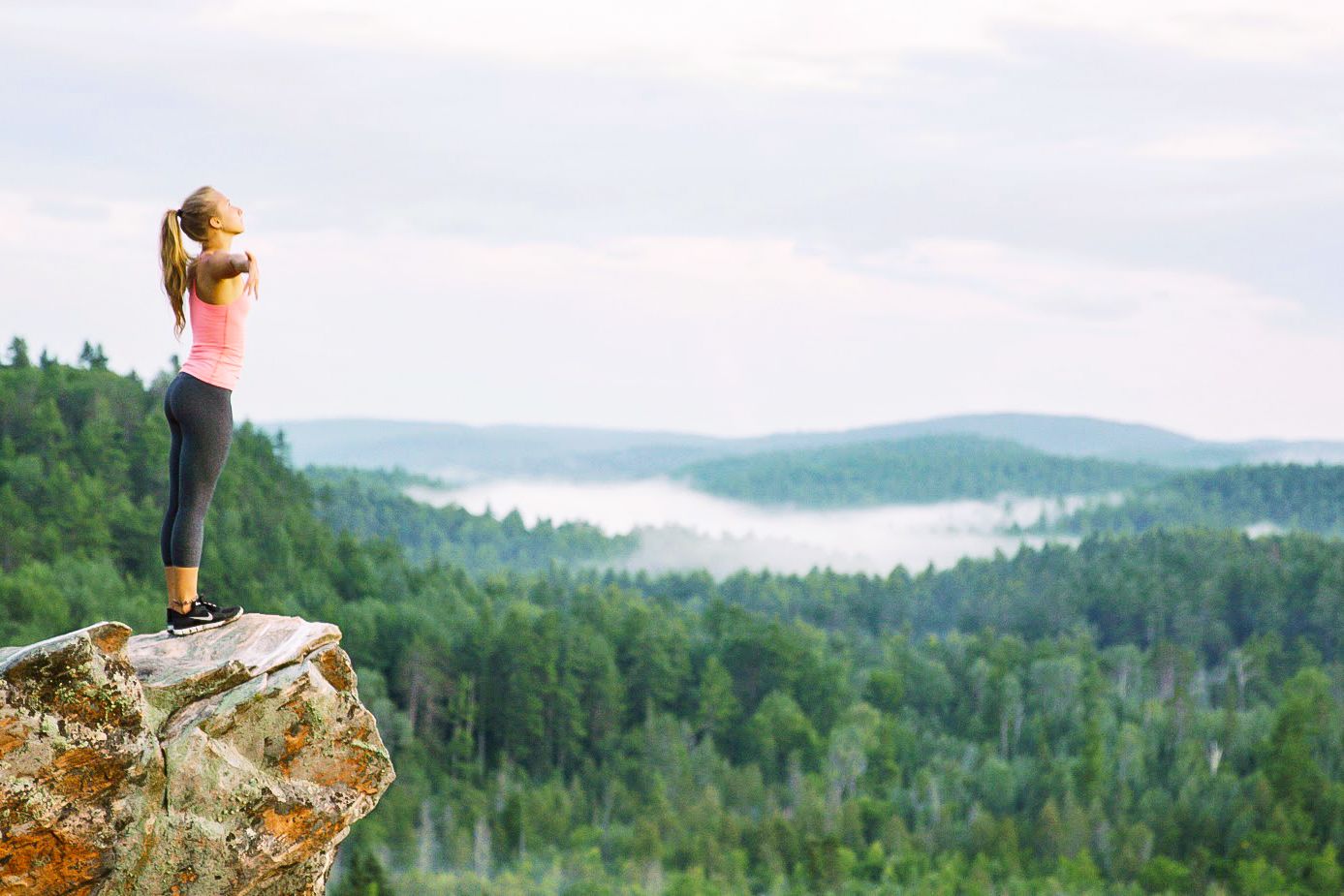 Die Aussicht vom Eagles Nest Lookout im Calabogie Peaks Resort genieÃŸen