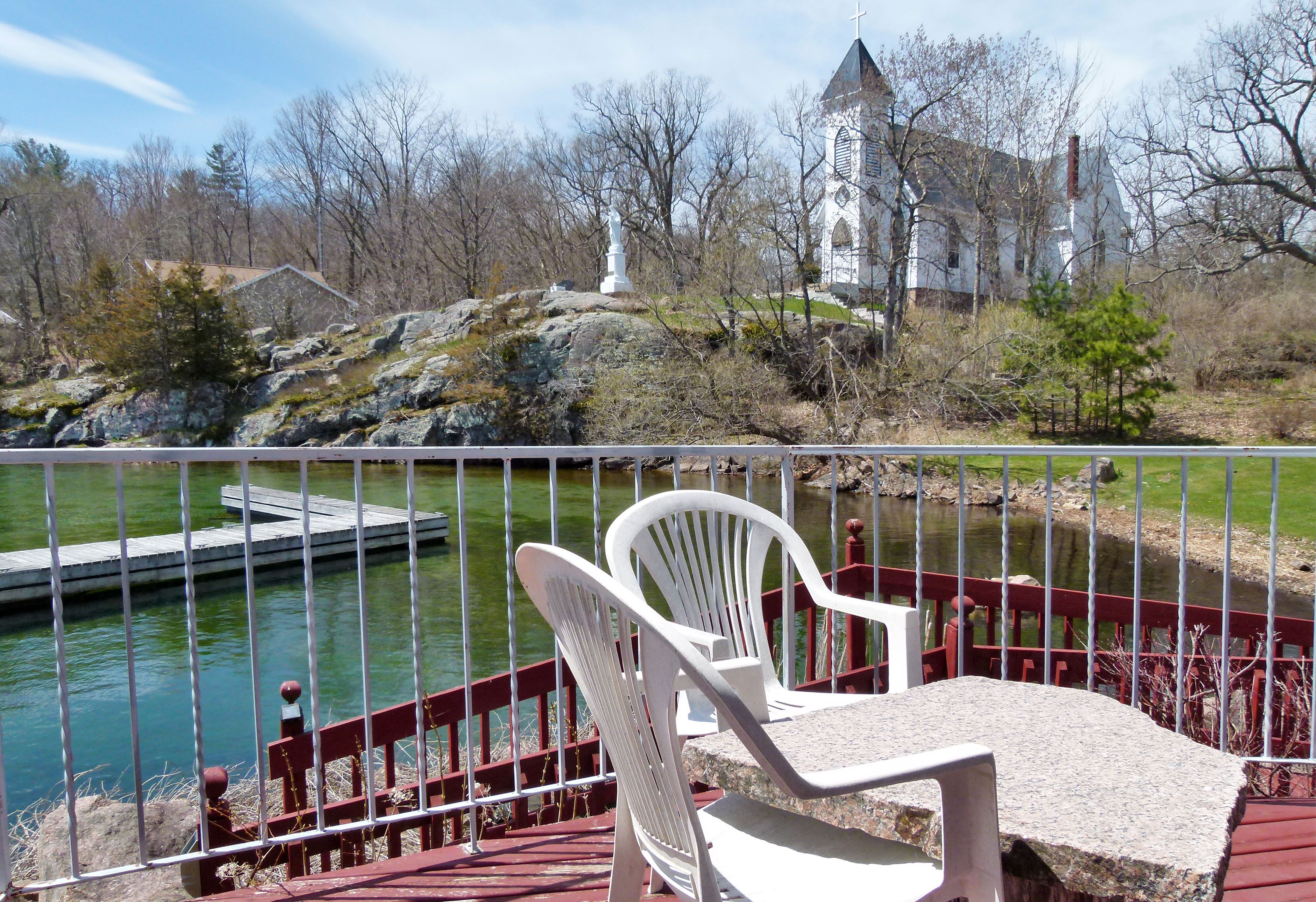 Der Blick von der Terrasse des Boathouse Country Inn in Rockport