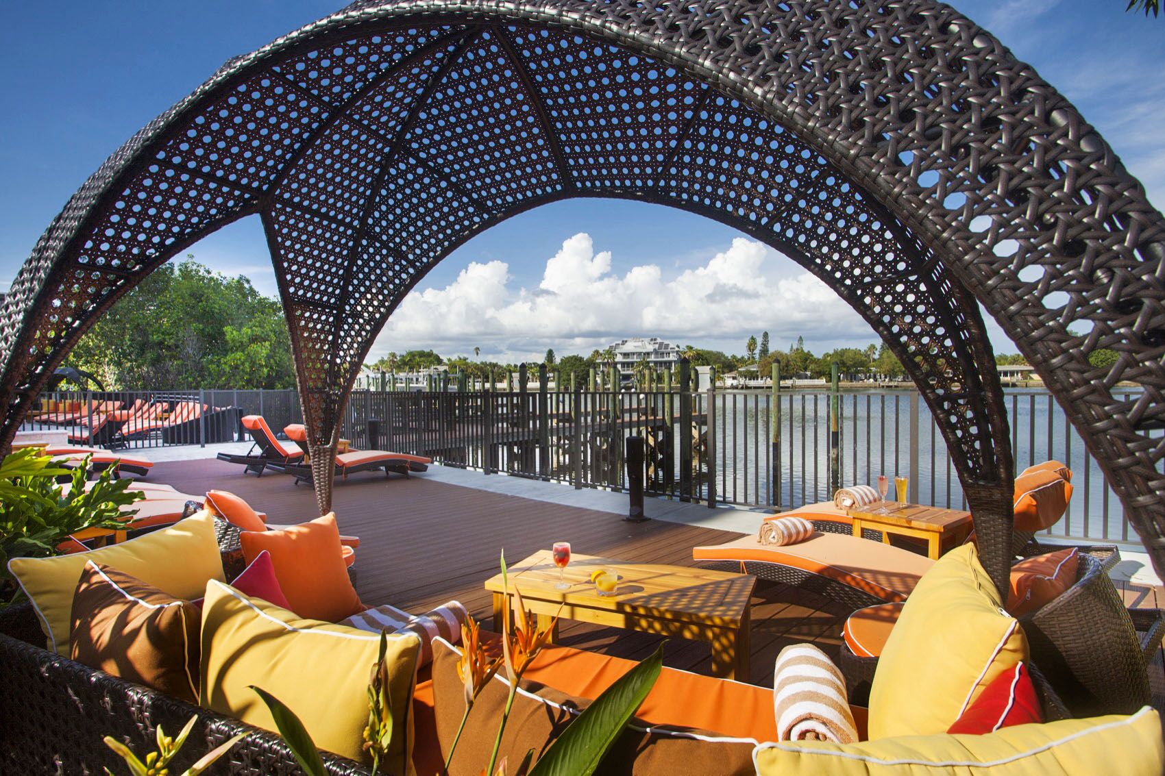 Blick von der Dachterrasse des Hotel Zamora in St. Petersburg, Florida