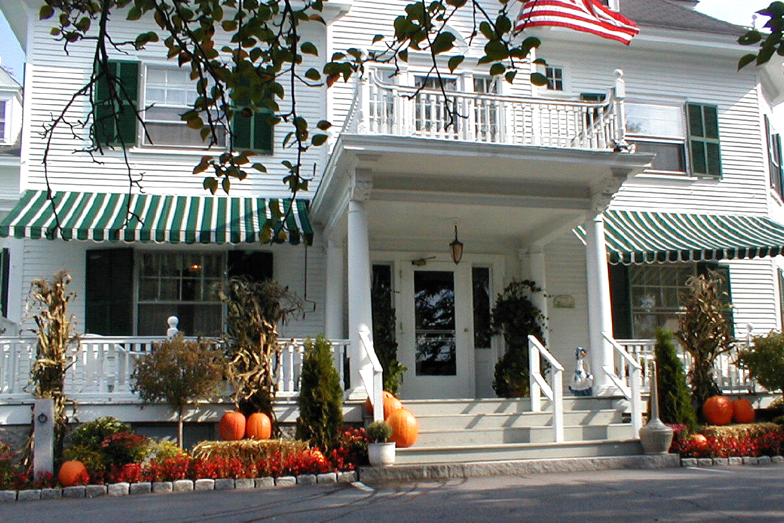 hotel/usa/neuengland-staaten/maine/kennebunk/kennebunkportinn/exterior2