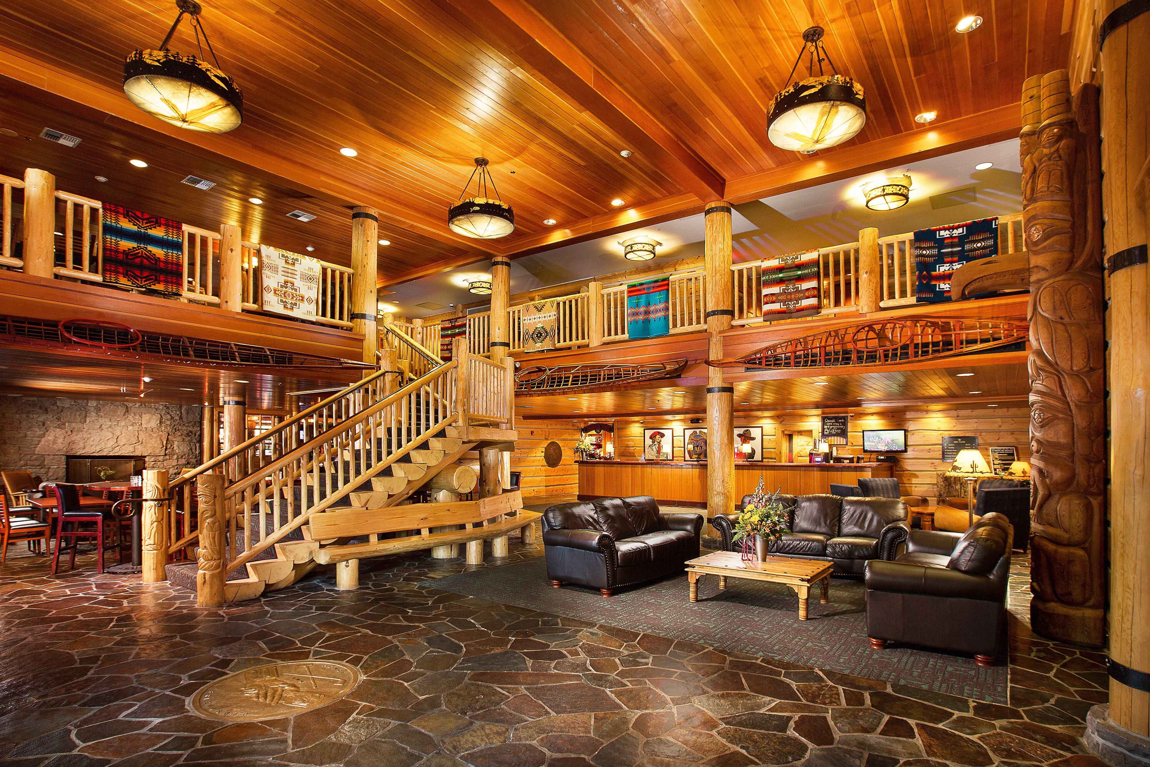 Die Lobby der The Heathman Lodge in Vancouver, Washington