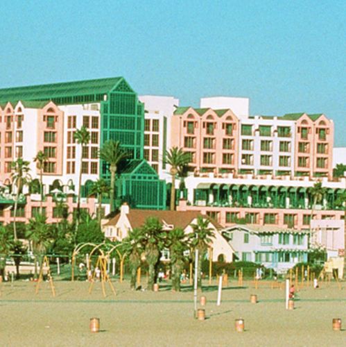 Loews Beach Hotel