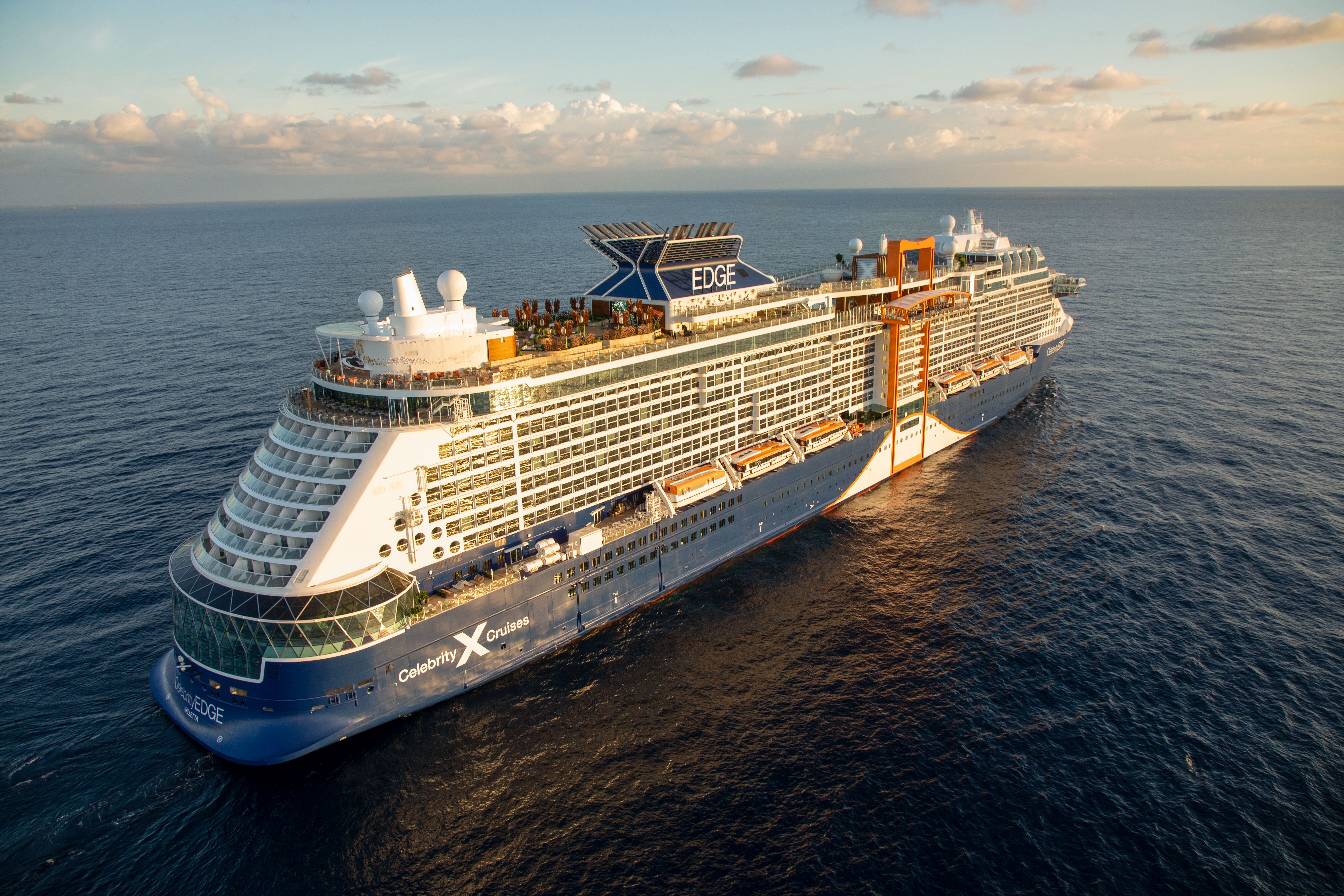 Bild aus der Luft auf die Celebrity Edge