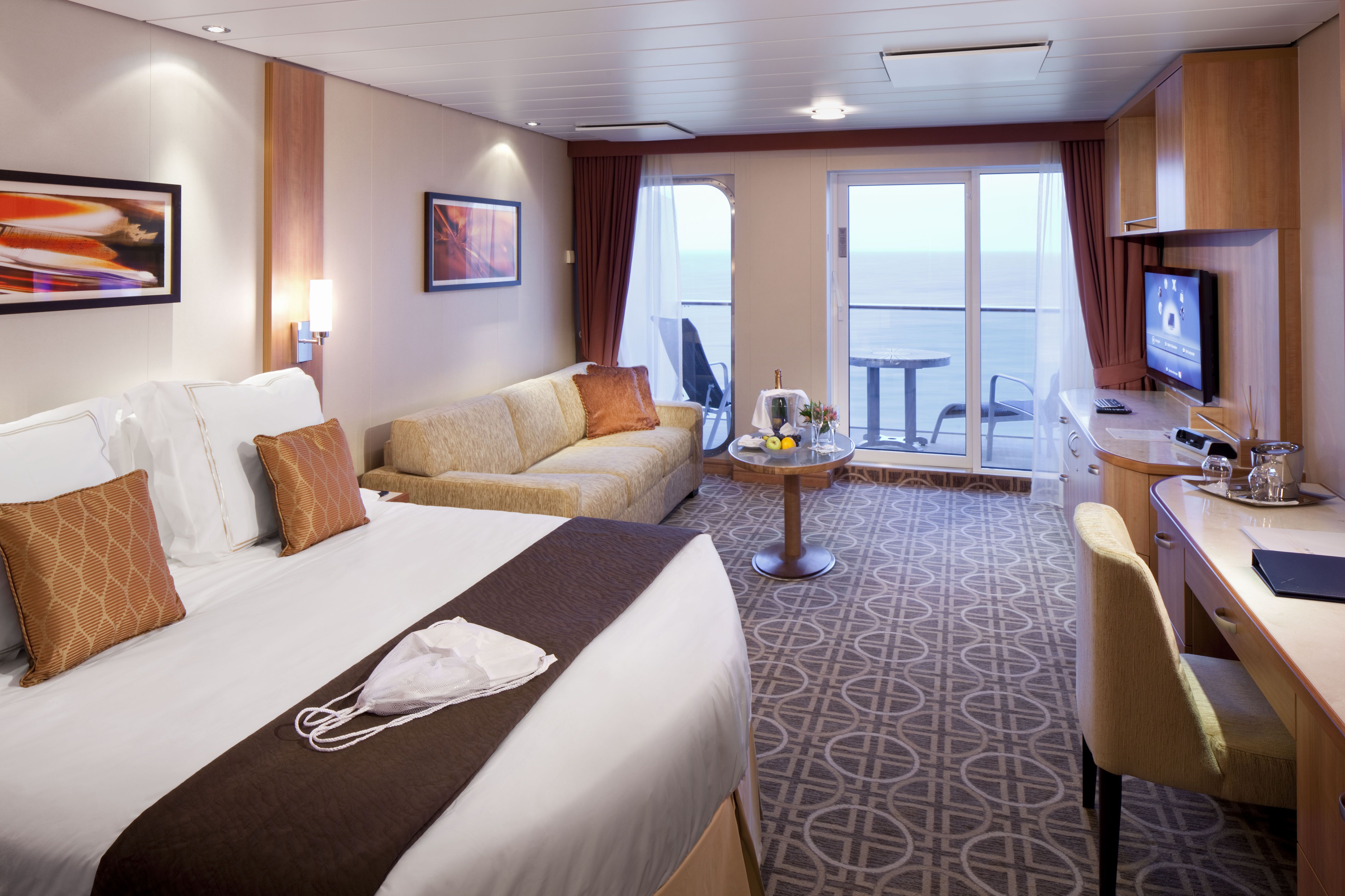 Eine Suite des Celebrity Reflection Kreuzfahrtschiffes