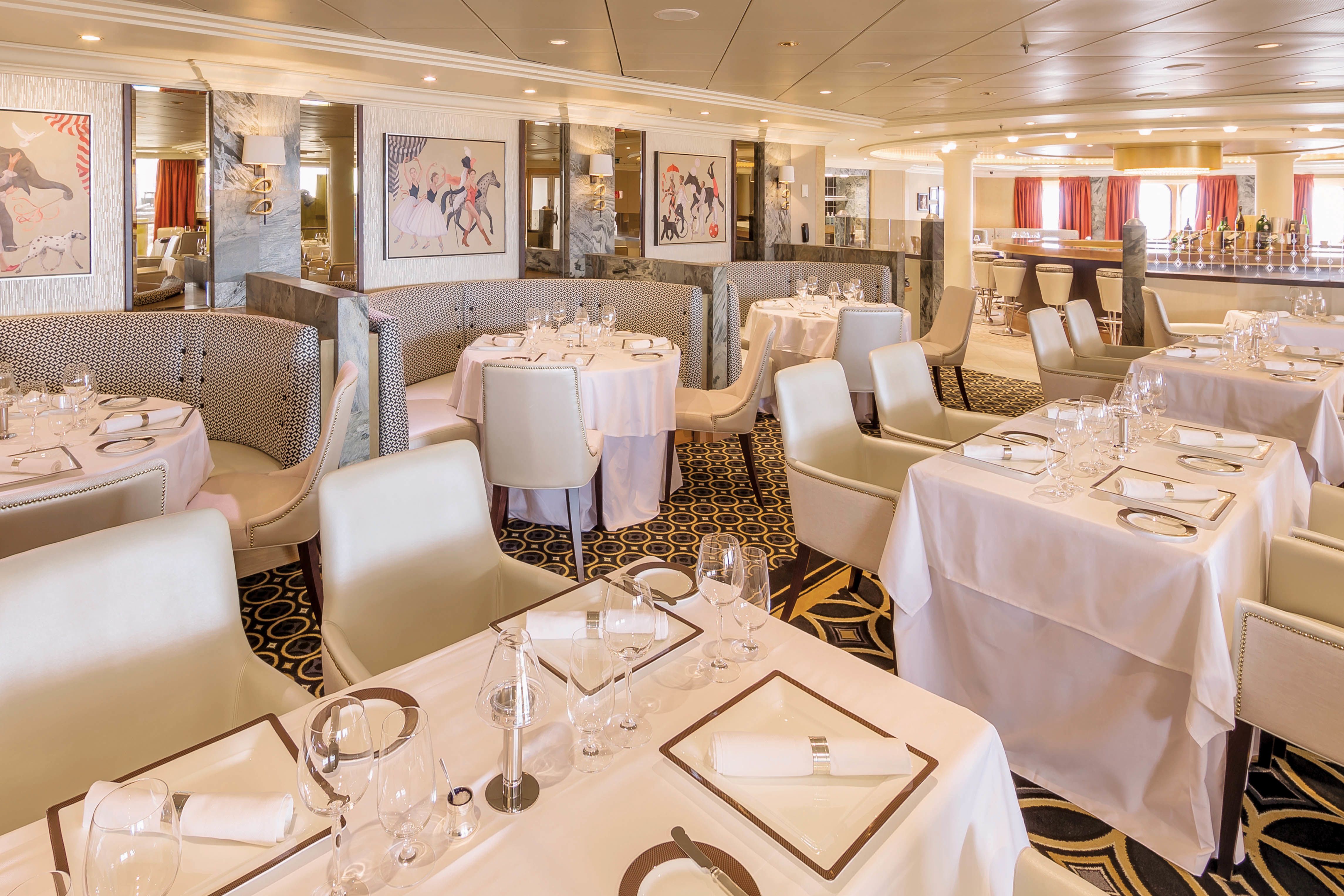 Das Verandah Restaurant der Queen Mary 2