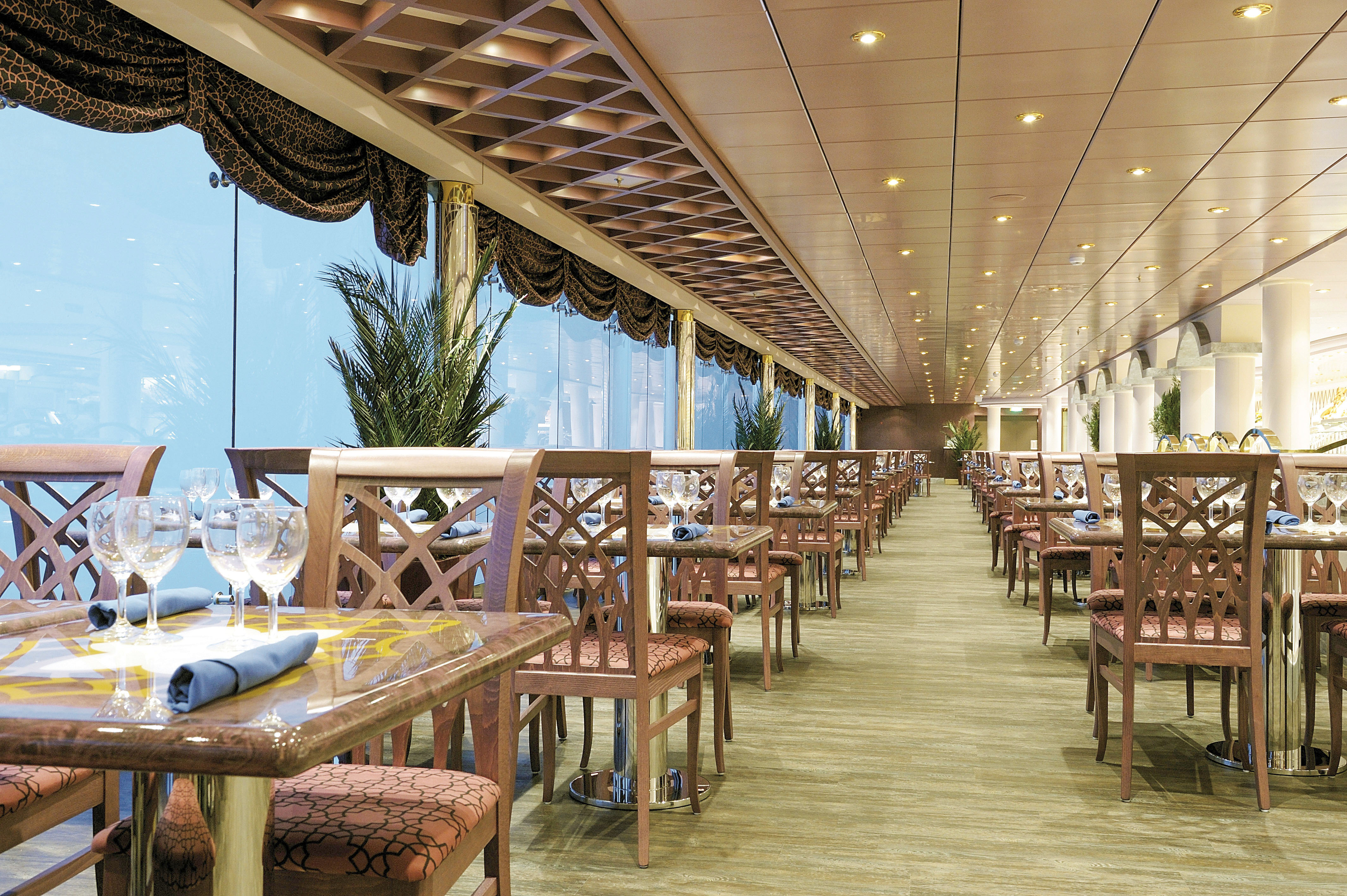 Das Restaurant Villa Pompeiana auf dem Kreuzfahrtschiff MSC Poesia