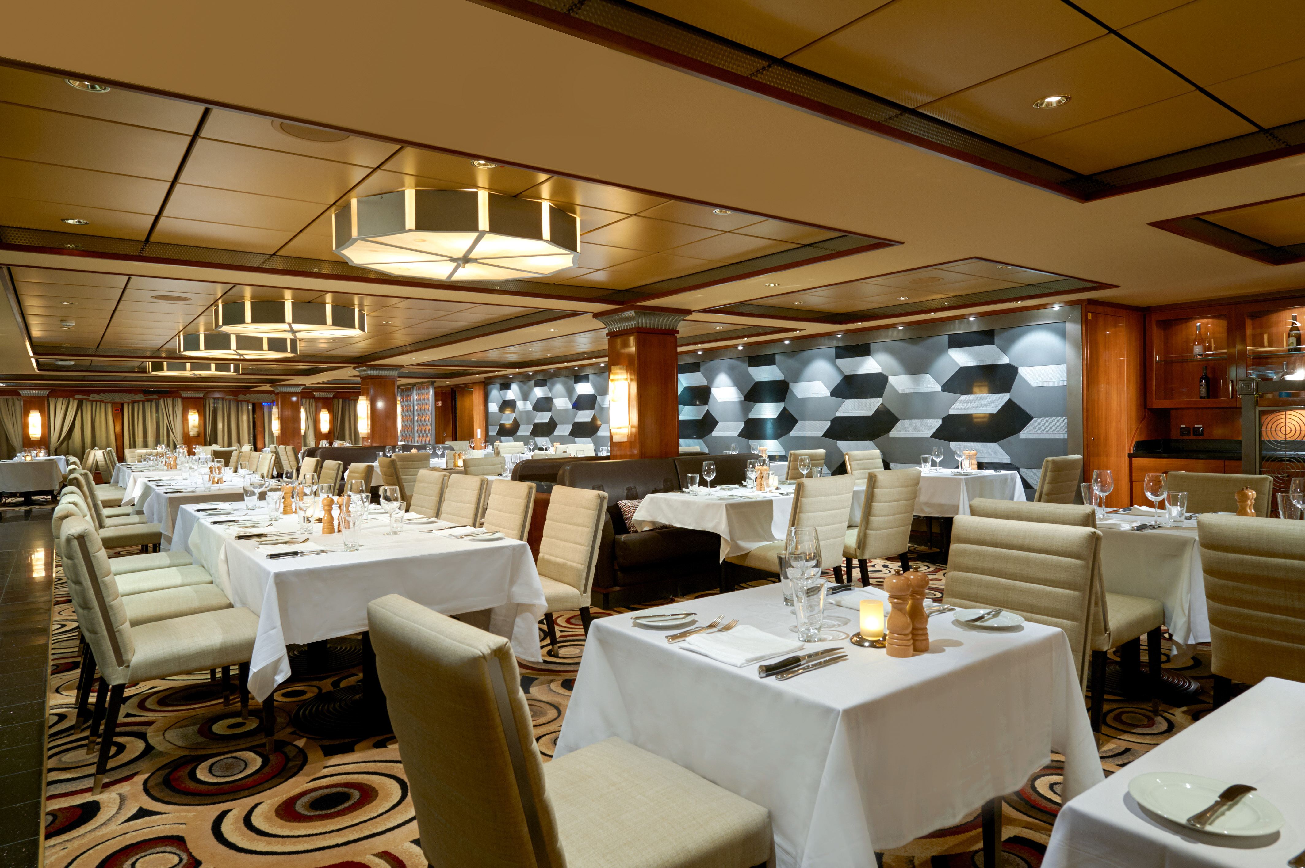 Das Restauran Gagney's auf der Gem von Norwegian Cruise Line