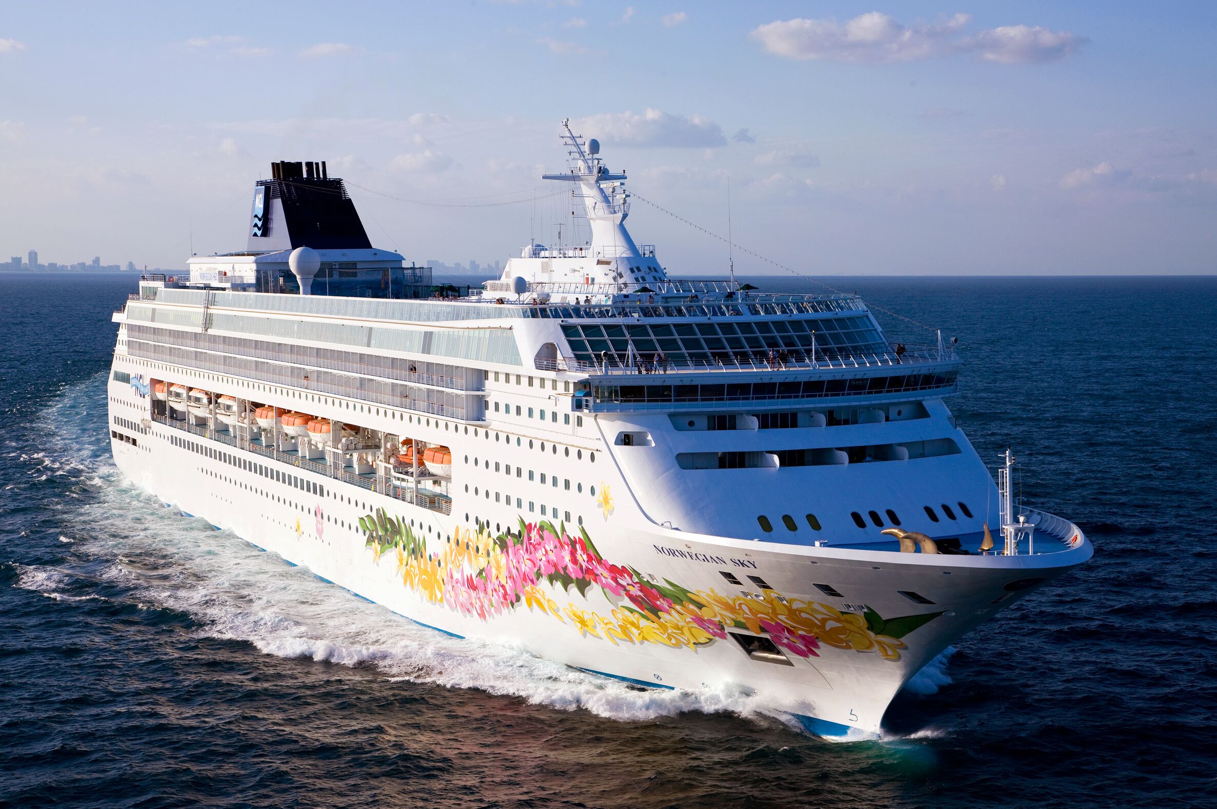 Norwegian Sky verlässt Miami