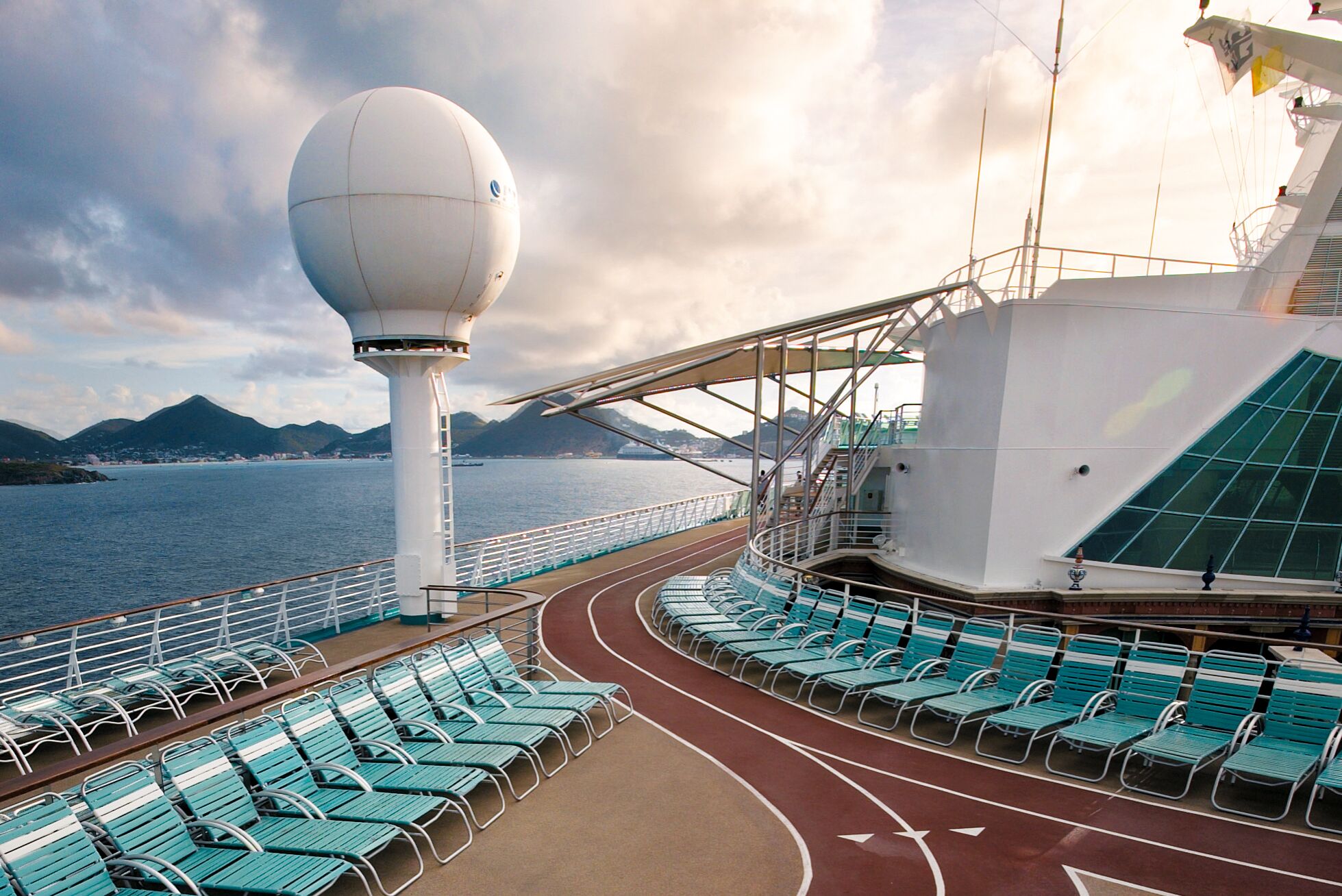 Laufbahn der Explorer of the Seas der Royal Caribbean Rederei