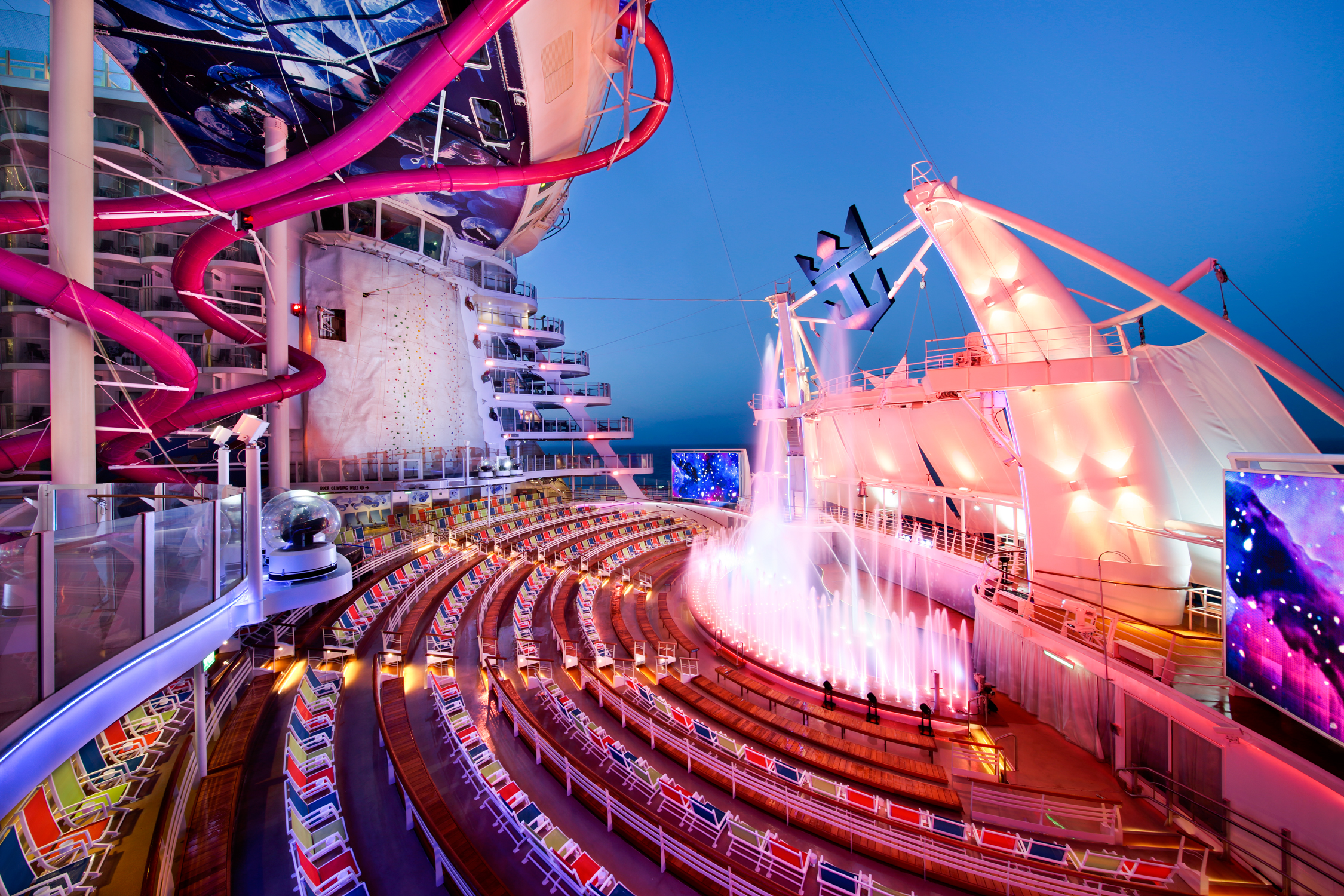 Aquatheater auf der Harmony of the Seas der Royal Caribbean Rederei