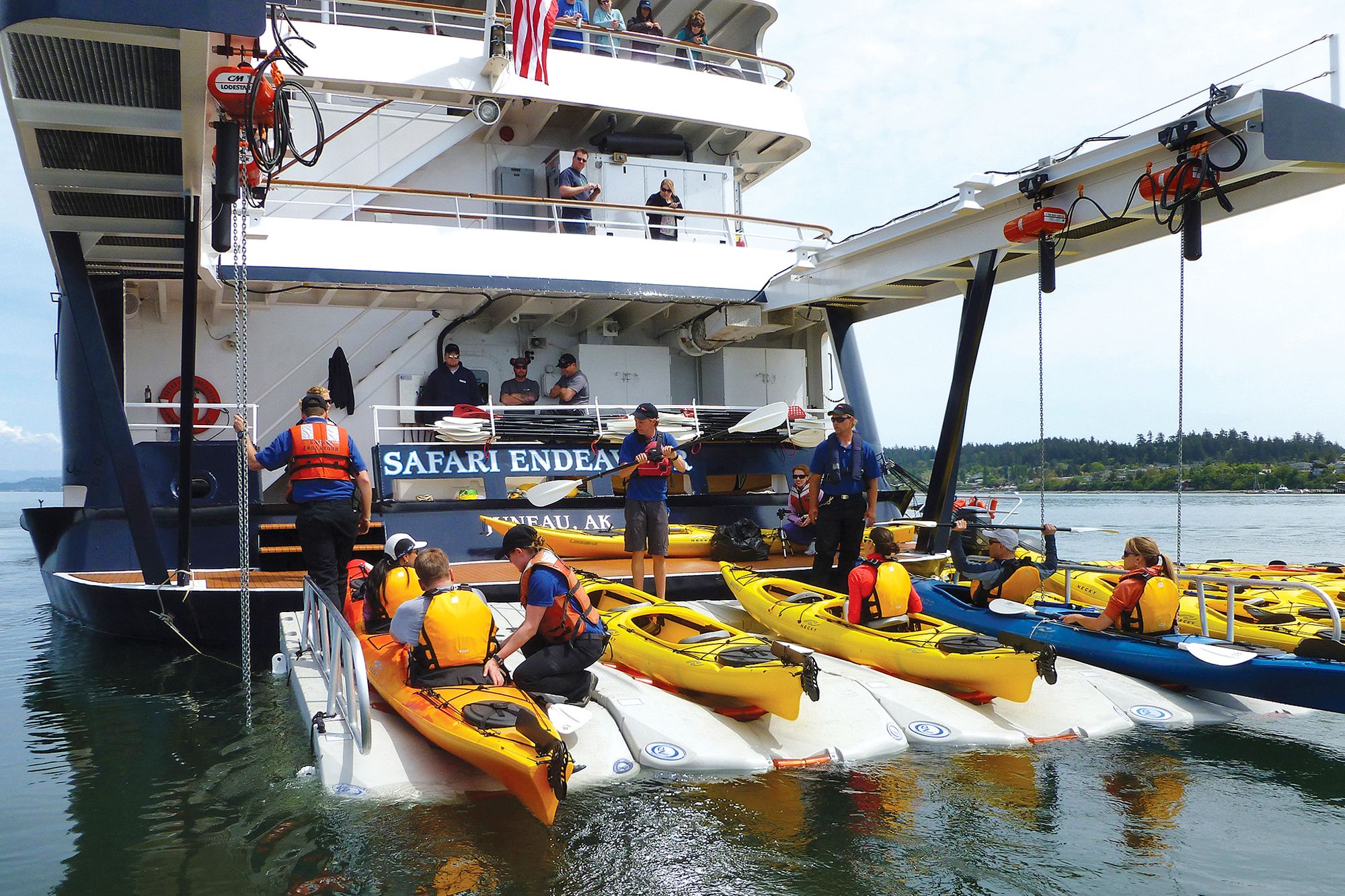 Safari Endeavour Kayak Launch in Mexiko