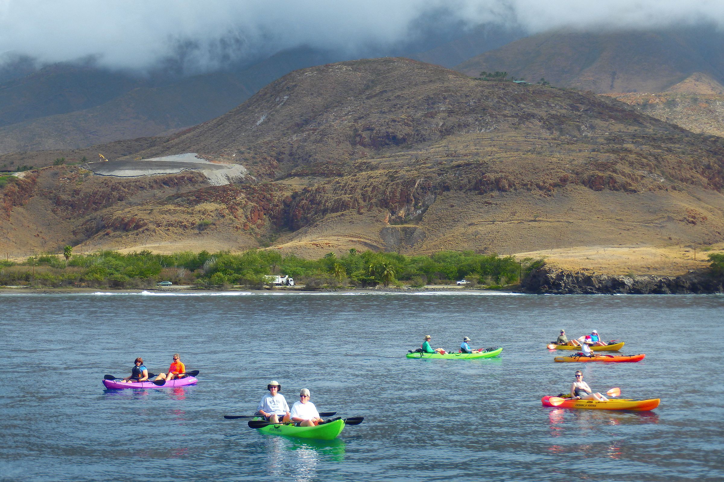 Unterwegs mit dem Kajak wÃ¤hrend einer Reise mit dem Safari Explorer Kreuzfahrtschiff der UnCruise Adventures, Alaska