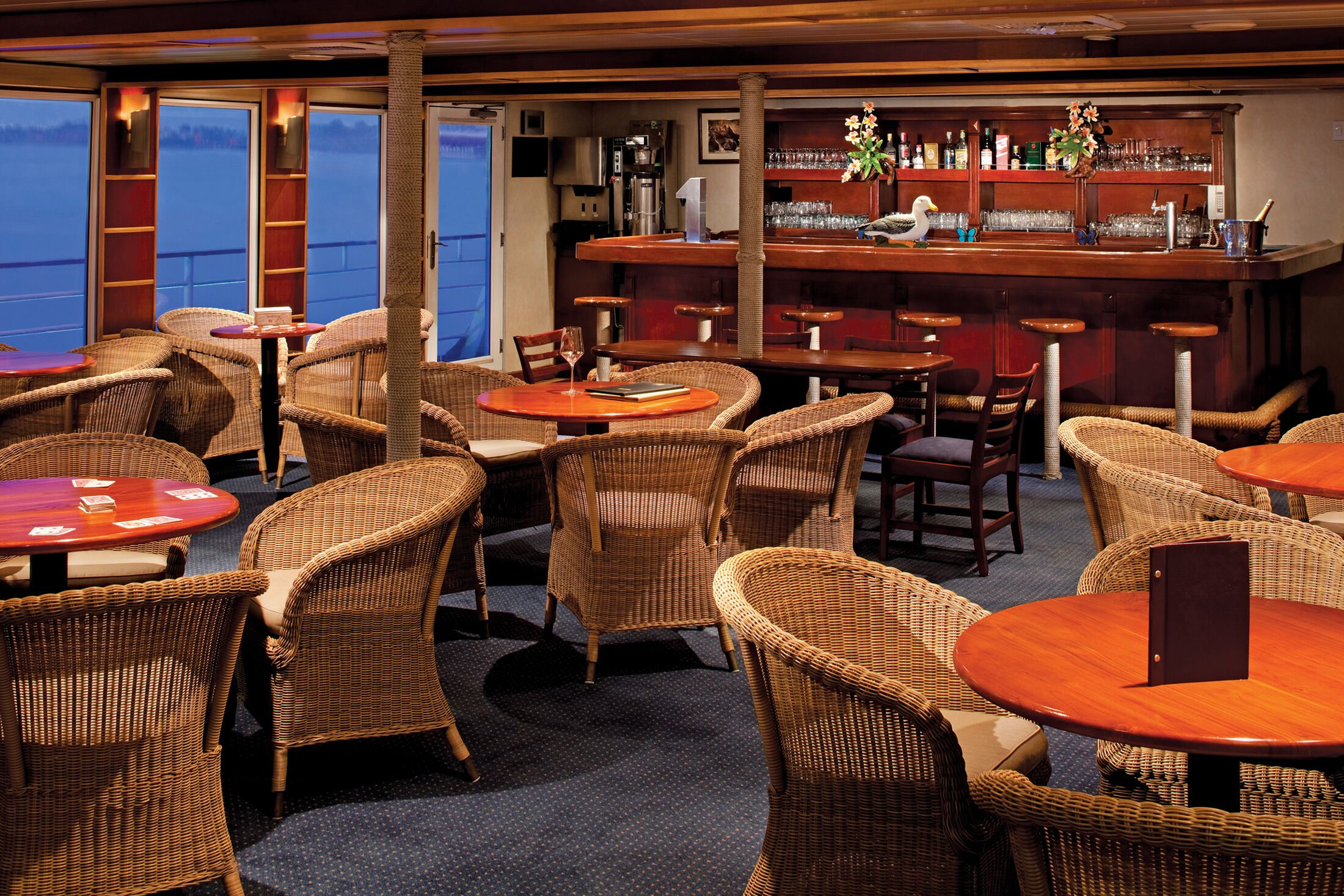 Die Bar des Safari Voyager von UnCruise Adventure